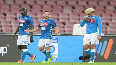 FOTO - Malcuit riabbraccia Mertens: "Il ritorno del fratello"