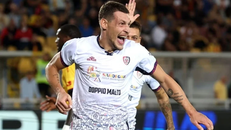 Cagliari, seduta d'allenamento a porte aperte: Si rivede Belotti
