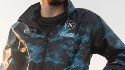 Napoli, presentato anche il kit di allenamento