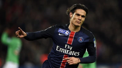 Cavani, l'agente: "Non esiste nessuna trattativa tra il Napoli e il Psg"
