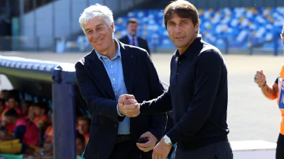 Bagarre Champions, è corsa a tre: il Napoli arbitro silenzioso della volata europea