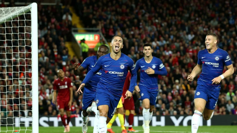 Hazard: “Con Sarri allenamenti noiosi, con Conte un’infinità di ripetizioni”