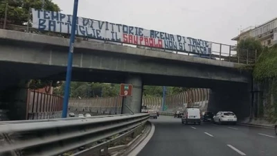 San Paolo, striscione in tangenziale: "Il San Paolo non si tocca!"