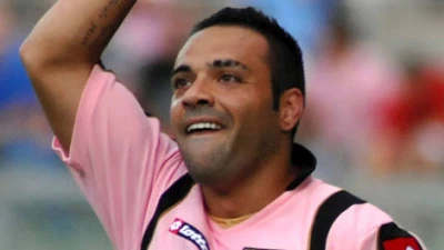 Fabrizio Miccoli: "Maradona è sempre stato il calcio per me. Dovevo andare al Napoli ma presero Lavezzi"
