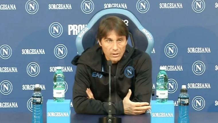 Napoli, Conte sempre più orgoglioso: "Giochiamo un calcio sempre più europeo e competitivo"