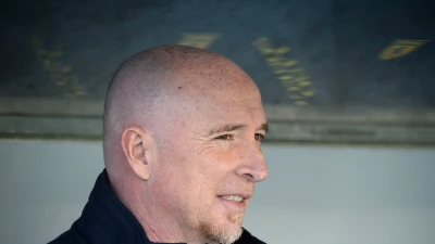Genoa, Maran in conferenza: "A Napoli ci vorrà coraggio. In porta ci sarà Marchetti"