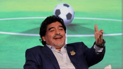 Maradona: "Higuain alla Juve? Dispiace, ma la colpa è anche di chi fa gli affari"