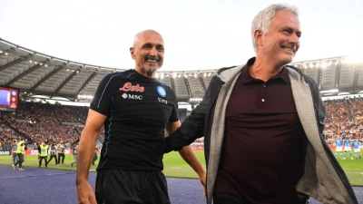 Napoli-Roma, le formazioni ufficiali: le scelte di Spalletti e Mourinho