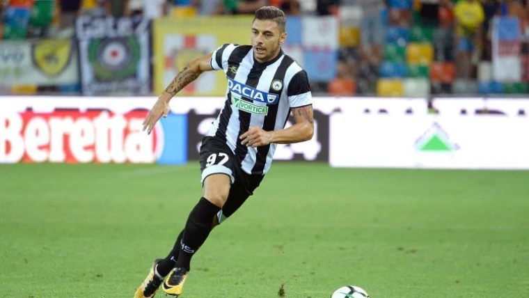 Pezzella: "Gli obiettivi del Napoli sono diversi dai nostri"
