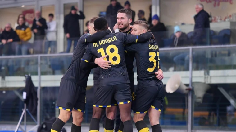 Verona, Akpa-Akpro rammaricato: "Un gran peccato, dobbiamo rimanere saldi e lavorare"
