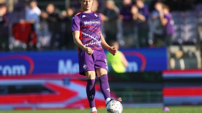Torino, tutto fatto per Comuzzo: il difensore saluta la Fiorentina. Il Napoli ci aveva provato nel 2025