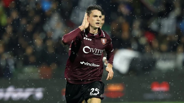 Maggiore, croce e delizia: prima il gol con la Juve, poi l'espulsione: salterà il derby con il Napoli