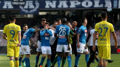 La moglie di Antognoni: "Scansarci contro il Napoli? Ma siamo matti?"