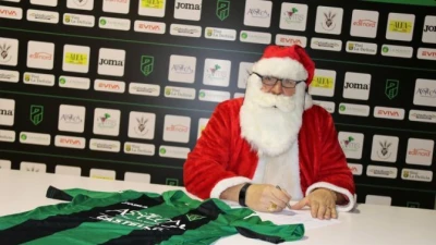 Il Pordenone tessera... Babbo Natale!