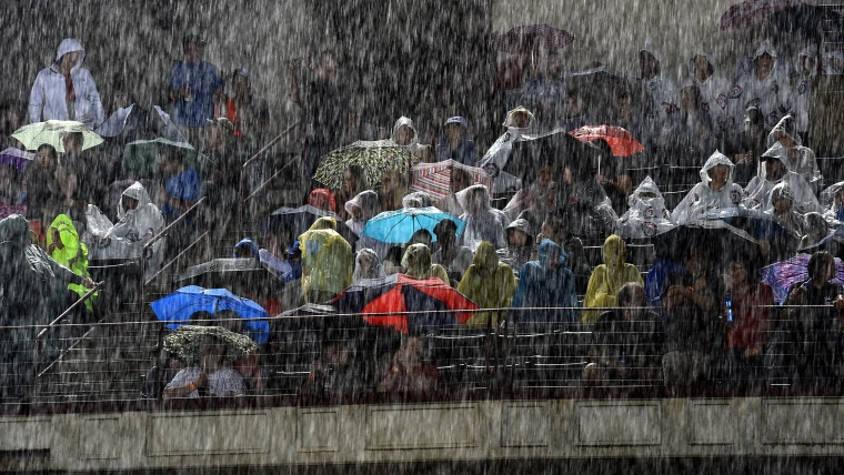 Forti temporali su Udine, il bollettino meteo non sorride al Napoli