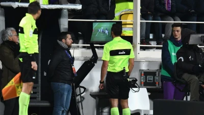 Moviola CdS - Giusto il rigore all’Udinese ma mancano due gialli
