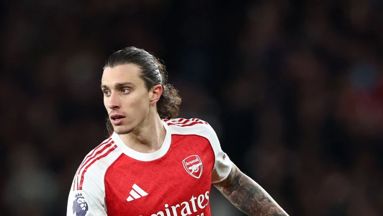 Arsenal, clima disteso alla vigilia della finale: allenamento con musica prima del PSG