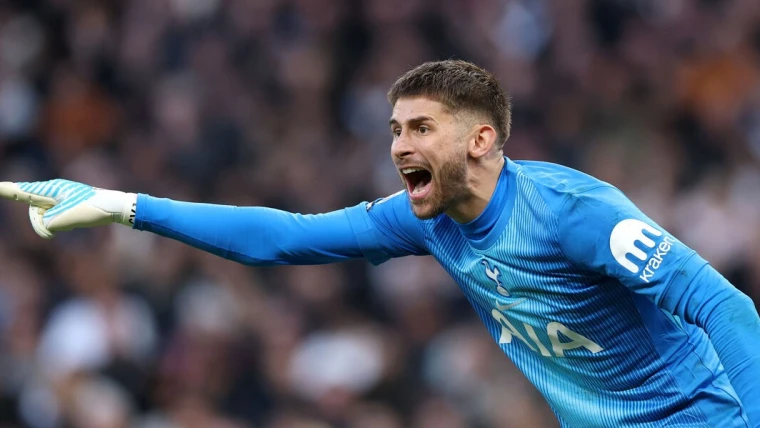 Vicario assente alla tournèe estiva del Tottenham: Juventus e Napoli restano vigili sulla situazione del portiere italiano