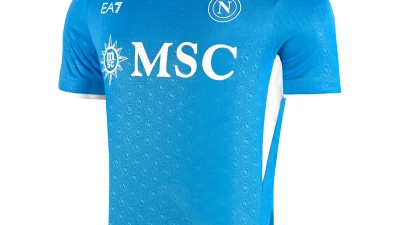Napoli, presentata la prima divisa da gioco: i dettagli