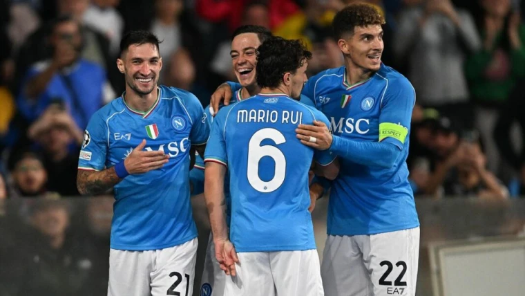 Napoli: peggior rendimento casalingo dell’era De Laurentiis! Gli azzurri mai così male da più di vent’anni |FOCUS