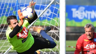 Napoli-Milan, Karnezis tra i pali e Milik al centro del tridente: le probabili formazioni