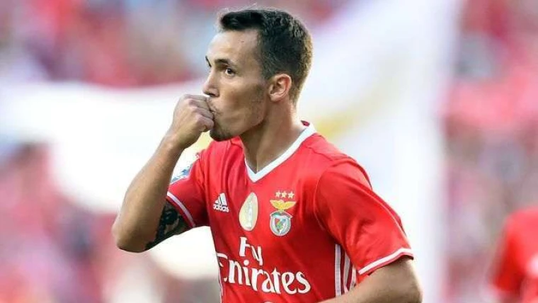 Venerato, Napoli: assalto a un gioiello del Benfica