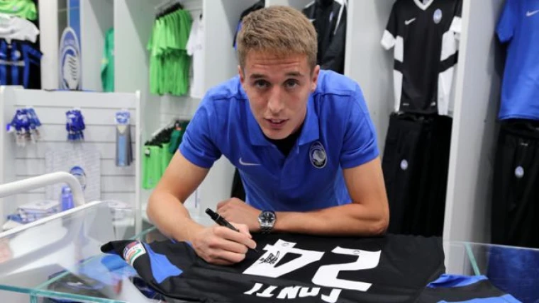 L'atalantino Andrea Conti è il nuovo nome per l'out di destra