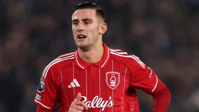 Nottingham Forest, Lucca nel mirino dei tifosi inglesi: “Mettetelo su un aereo”. E Napoli osserva