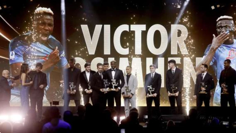 Napoli, Osimhen vince il Pallone d'Oro africano: è il secondo azzurro a riuscirci