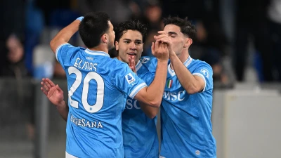 Genoa-Napoli, le formazioni ufficiali: C'è un ritorno in difesa per gli azzurri, conferme per De Rossi