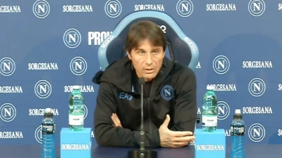 Napoli, Conte: "Politano e Kvara out con la Fiorentina, con la viola difficilissima"