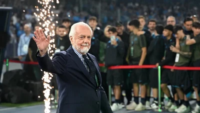 Napoli, De Laurentiis fa sognare i tifosi: “Al mio ciclo manca la Champions League. Speriamo che Allegri ce la porti”