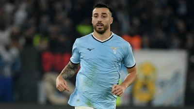 Lazio, via al raduno a Formello: Gila saluta i tifosi e prepara l'addio al Milan