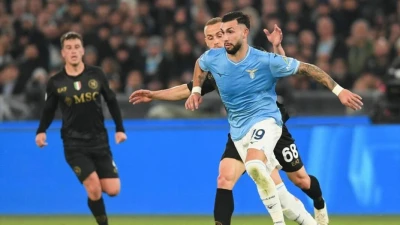 Serie A, debutta il VAR “in diretta”: prima volta in Como-Lazio, gol annullato a Castellanos