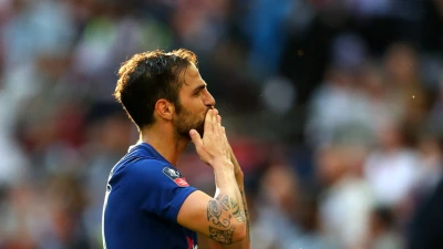 Clamoroso in Serie B, Fabregas guiderà il Como dopo l'esonero di Longo