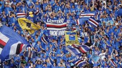 FOTO - Sampdoria, maglia speciale per stasera dopo la tragedia del ponte Morandi
