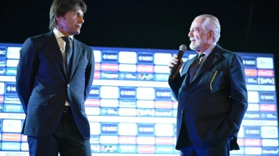 Gazzetta - Napoli, Conte e De Laurentiis avranno un colloquio nelle prossime settimane: le richieste del tecnico…