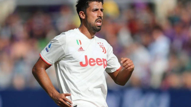 Juventus, Khedira strizza l'occhio alla Premier: "Sarebbe un onore giocarci"