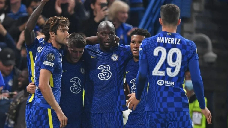 Napoli, due i nodi da sciogliere col Chelsea per Lukaku. Spunta Schouten