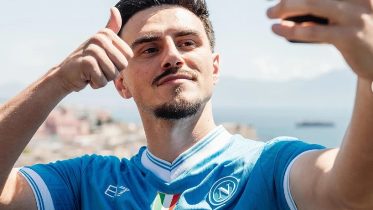 Napoli, quasi 100 milioni per i riscatti: Hojlund guida l’investimento, su Elmas si tratta