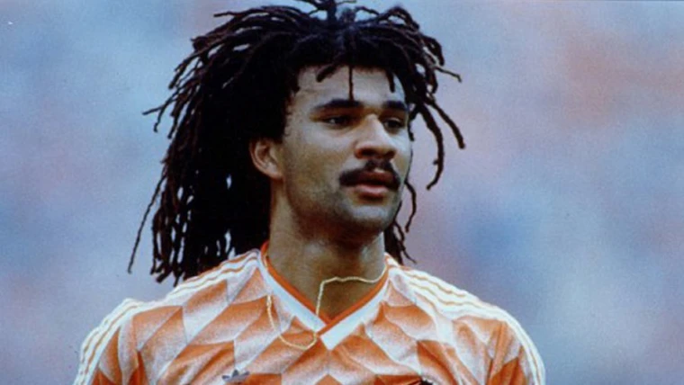 Gullit: "Il Napoli si è allontanato troppo dalla Juventus"