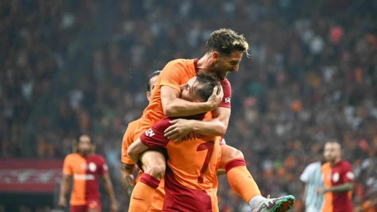 Mertens e l’ultima danza: “Ora devo scegliere. Ma il Galatasaray resterà nel mio cuore”
