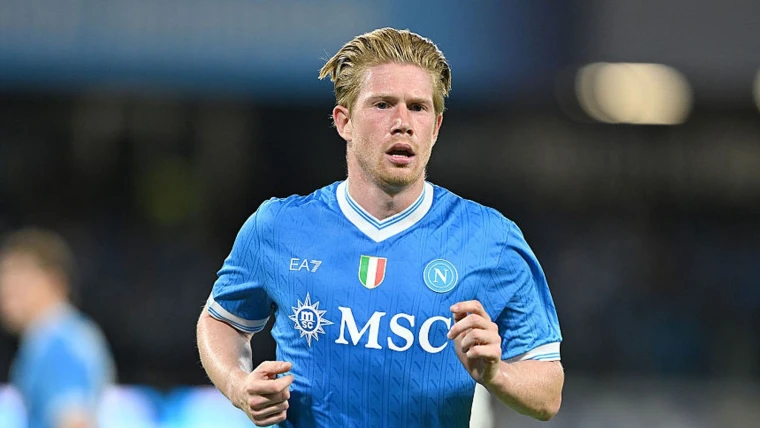 Napoli-Pisa, episodio da moviola: De Bruyne rischia il rigore su Leris, proteste del Pisa