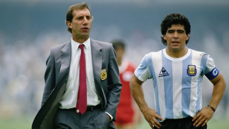 Maradona, Javier Zanetti ricorda Diego: "Un idolo, giocavamo a calcio sperando di..."