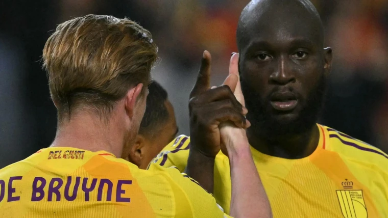 Napoli, De Bruyne e Lukaku anticipano il rientro: sì alla richiesta di De Laurentiis per il Centenario