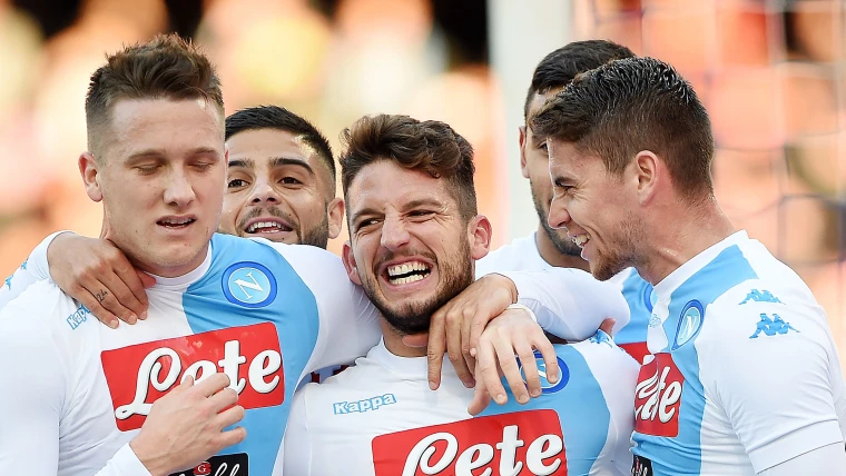 Mertens: "Felice per il 50esimo goal. Maradona? Speriamo di vederlo..."