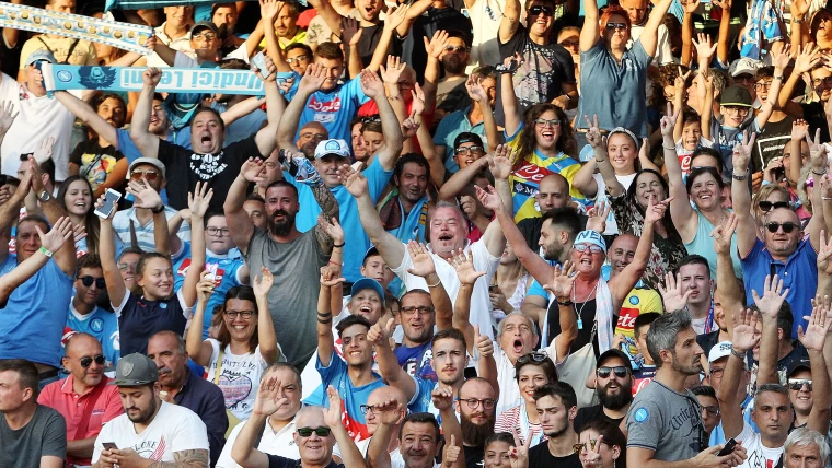 EDITORIALE - Padroni del calcio, state attenti che state facendo stufare il vostro unico finanziatore: il tifoso