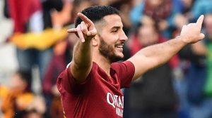 Manolas