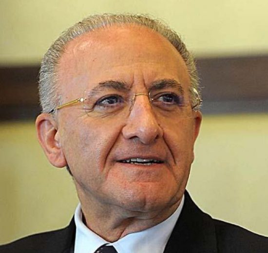 governatore campania vincenzo de luca