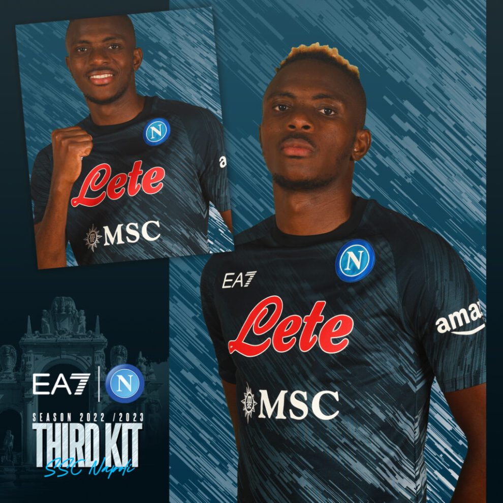 Napoli presentata la terza maglia i dettagli